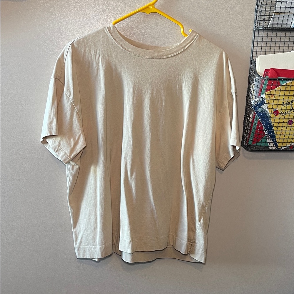 Old Navy Women's Short-Sleeve Crewneck Tee - Light Cream